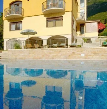 Casa Antonelli Мальчезіне